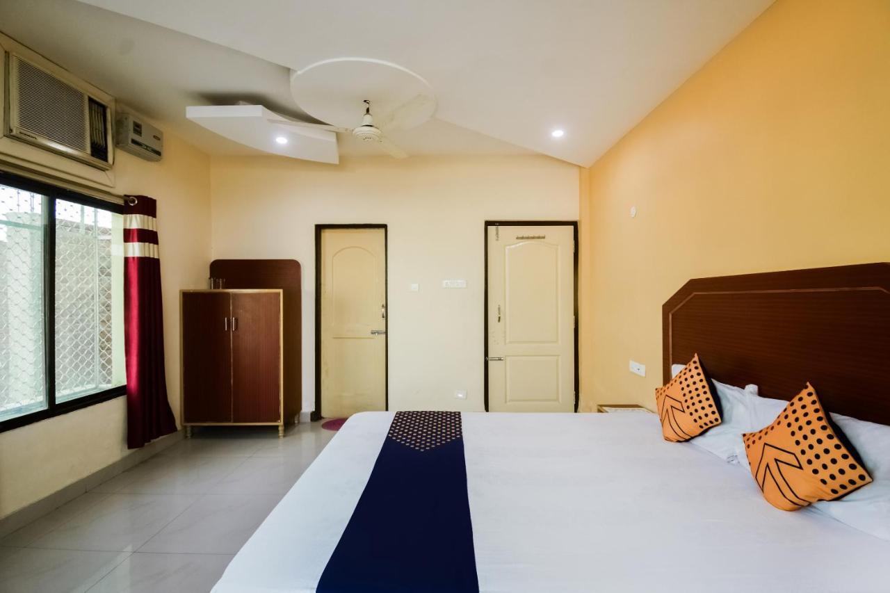 Spot On 74793 Hotel Sai Sudha Purî Extérieur photo