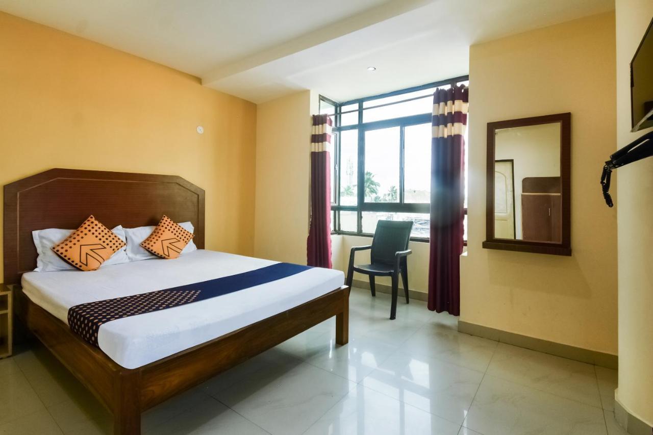 Spot On 74793 Hotel Sai Sudha Purî Extérieur photo
