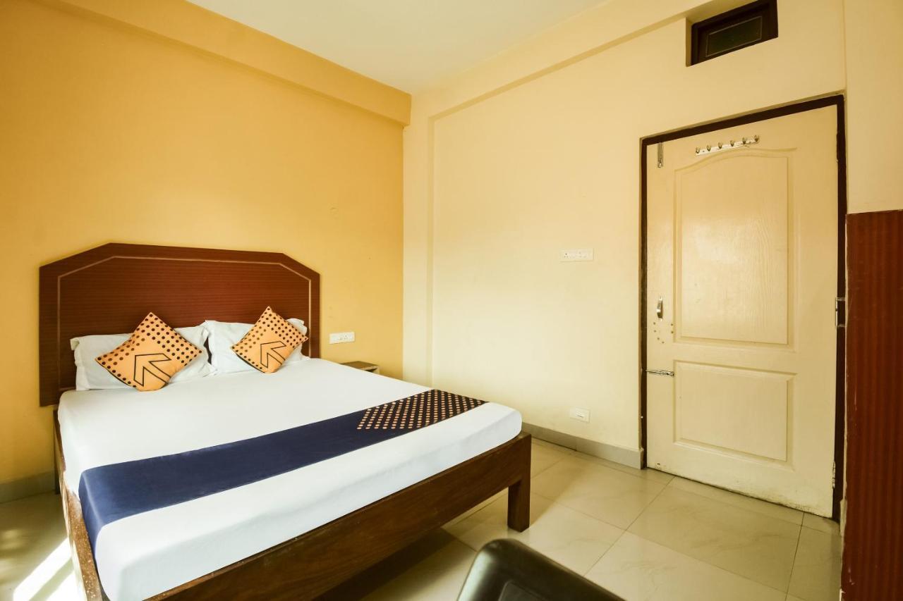 Spot On 74793 Hotel Sai Sudha Purî Extérieur photo