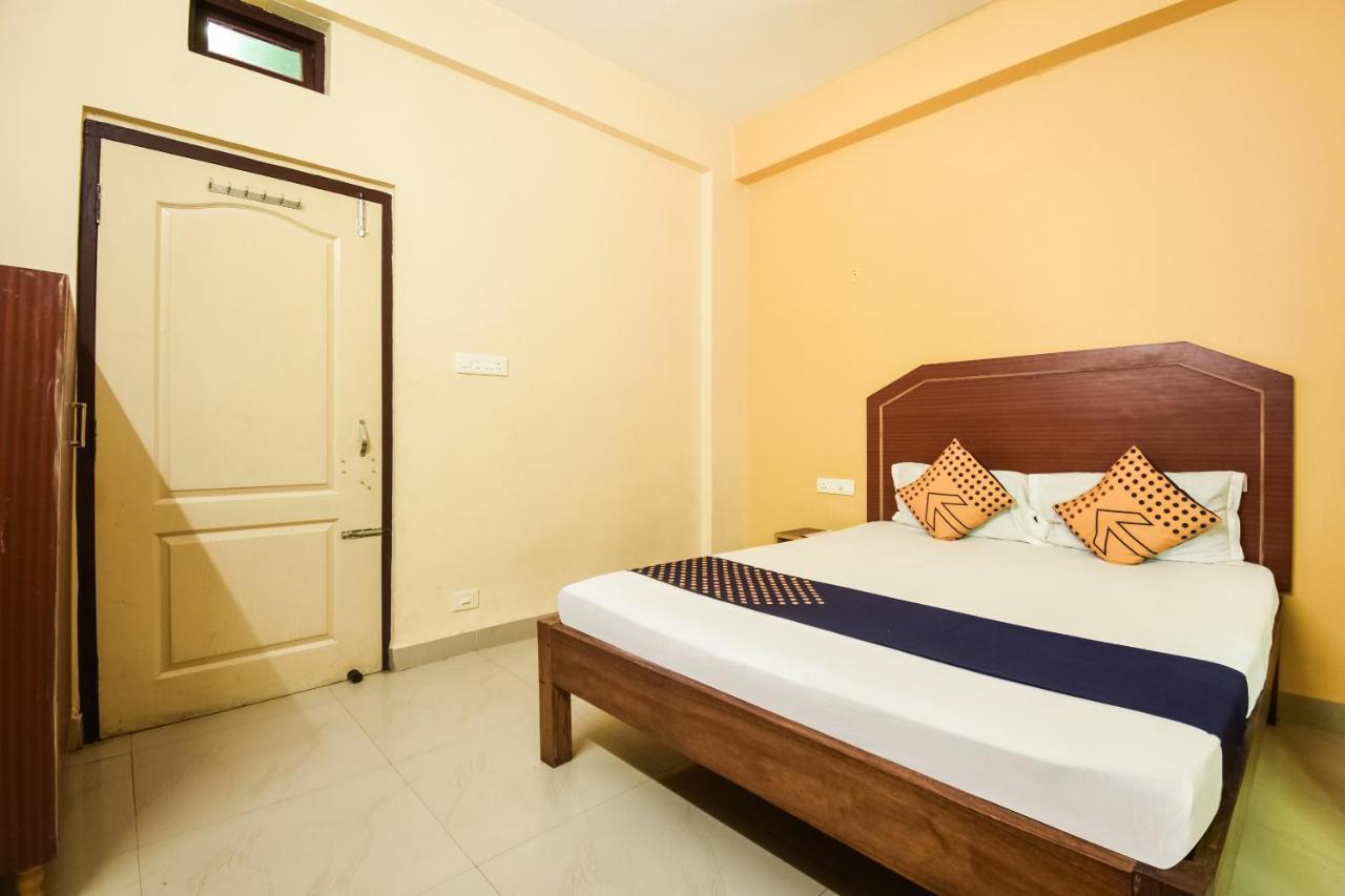 Spot On 74793 Hotel Sai Sudha Purî Extérieur photo