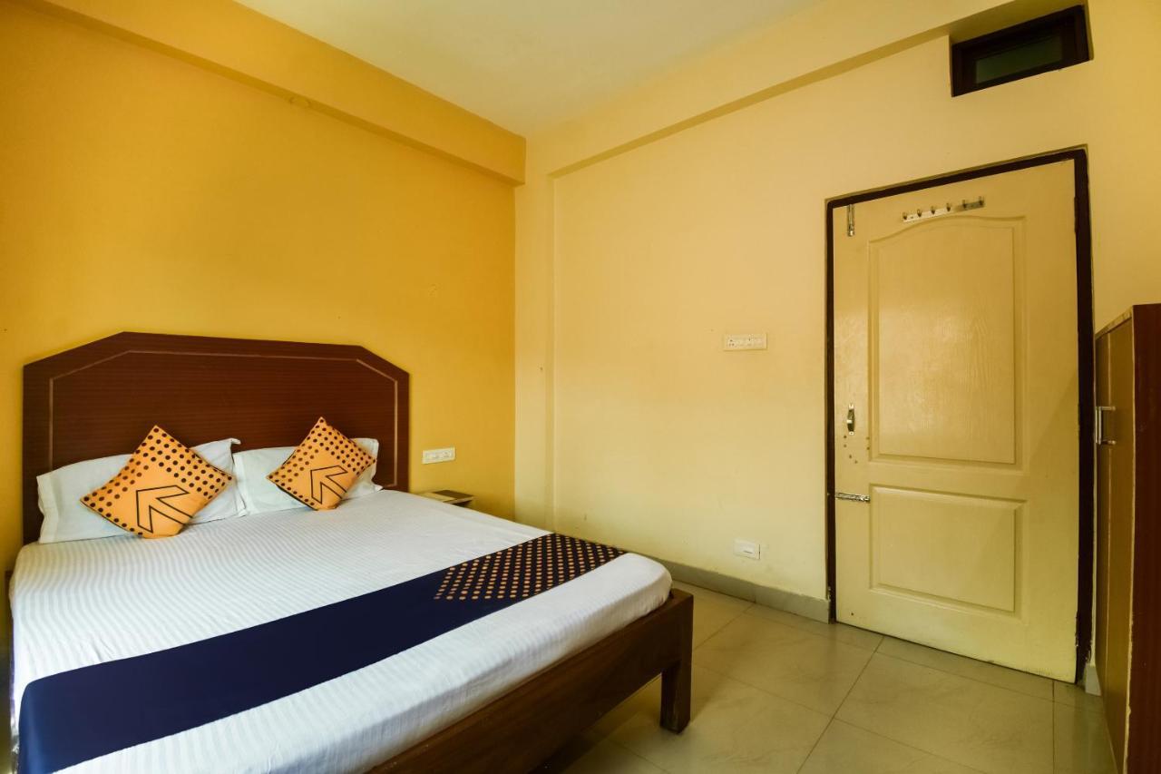 Spot On 74793 Hotel Sai Sudha Purî Extérieur photo